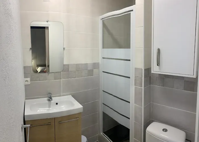 Appartement Avec Terrasse Au Coeur De - Serviettes Draps Menage Inclus *